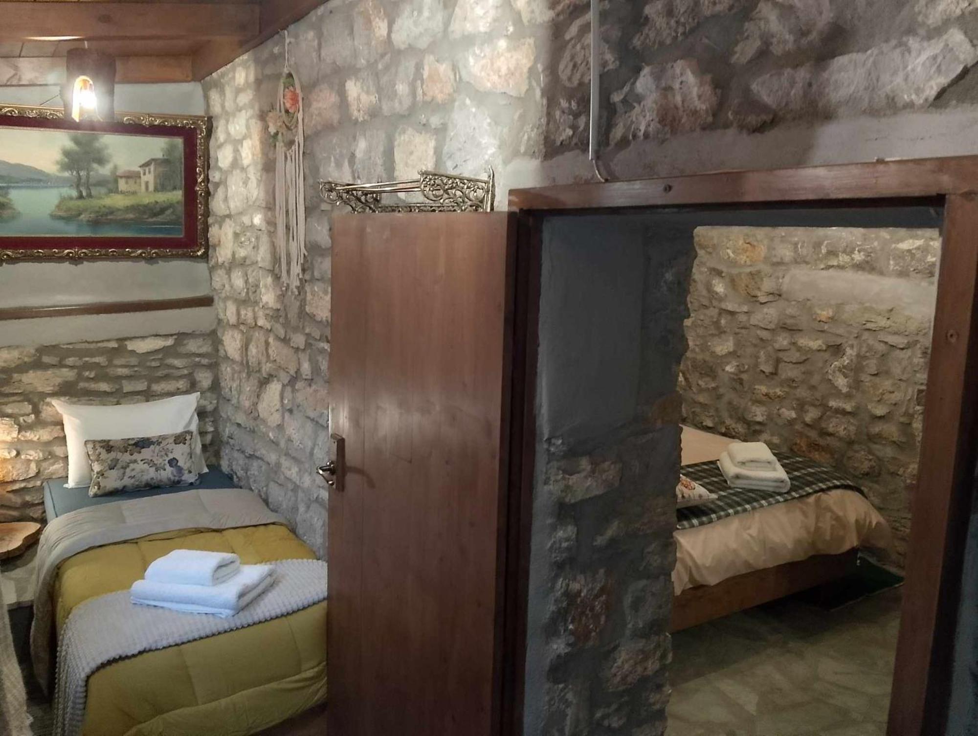 Αυθεντικό Πετρινο Στην Ναύπακτο Apartment Nafpaktos Exterior photo