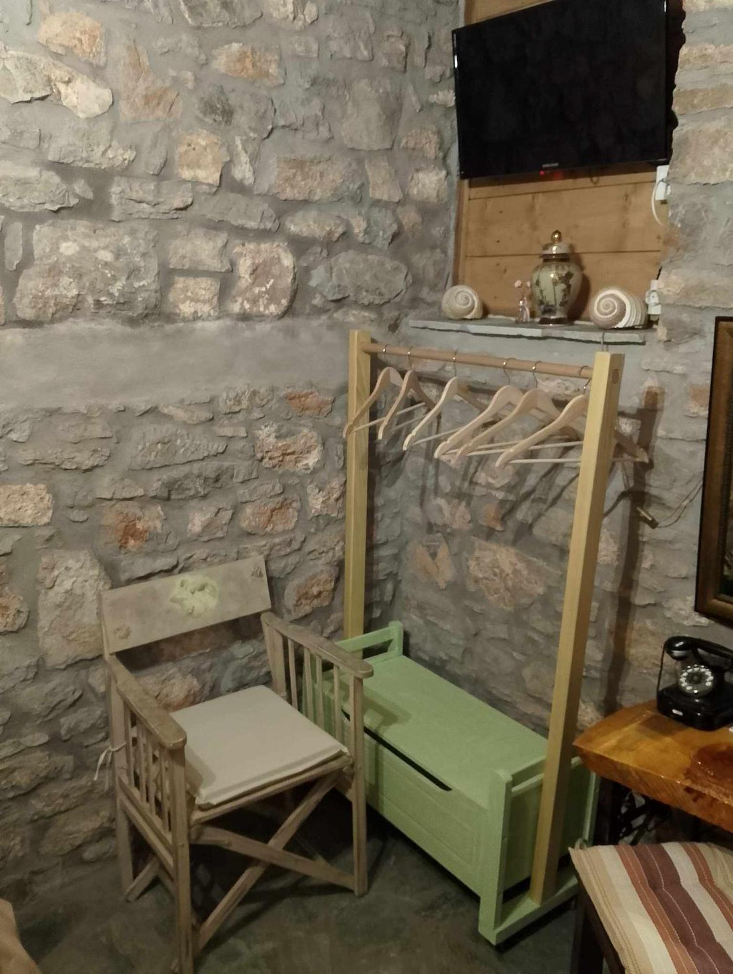 Αυθεντικό Πετρινο Στην Ναύπακτο Apartment Nafpaktos Room photo